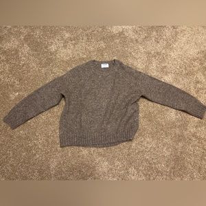 Old navy sweater